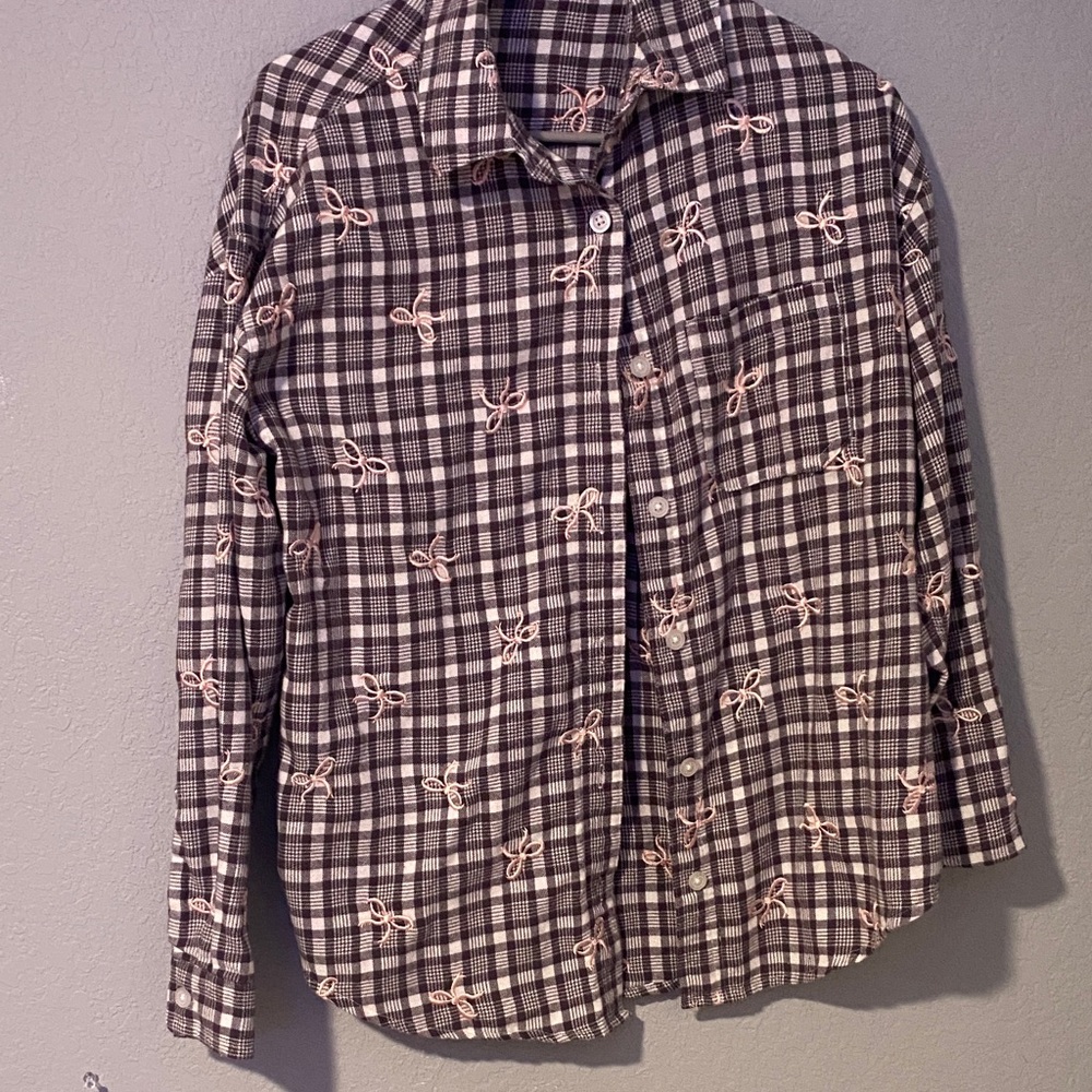 Aeropostale Plaid Button-Up Shirt with Bow Embroidery - xs